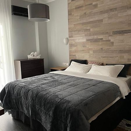 Apartment Dimitris Athena Bagian luar foto
