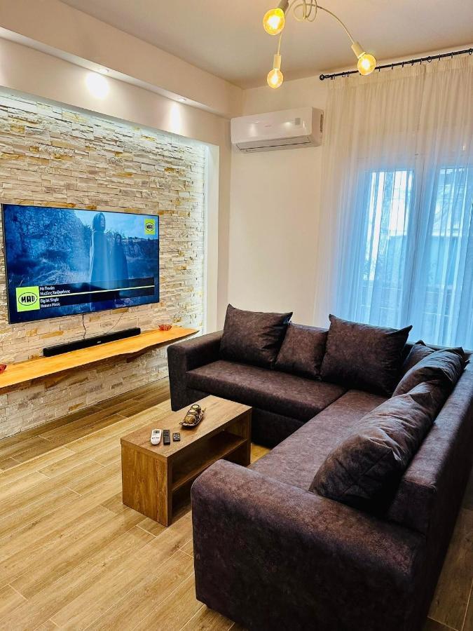 Apartment Dimitris Athena Bagian luar foto